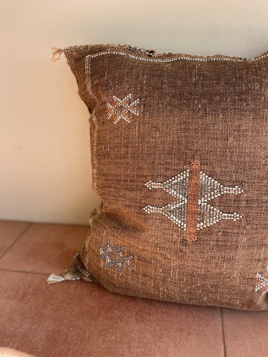 Noah Cactus Silk Cushion Cover