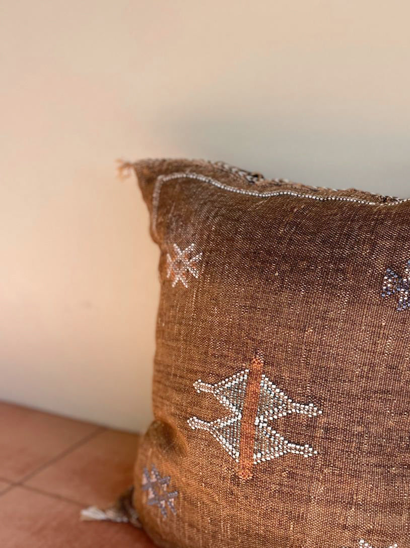Noah Cactus Silk Cushion Cover