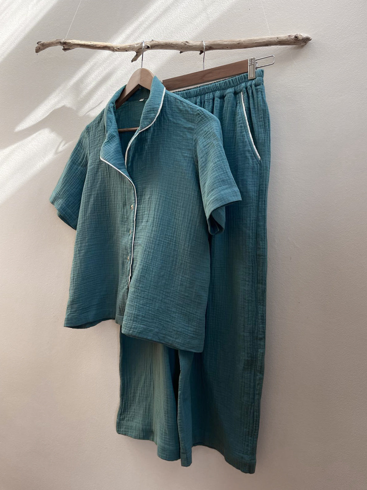 Women’s organic cotton loungewear set in Ocean