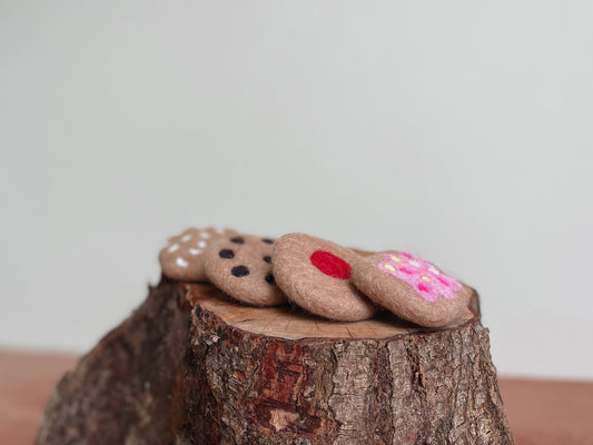 Biscuits Felted Toy Set