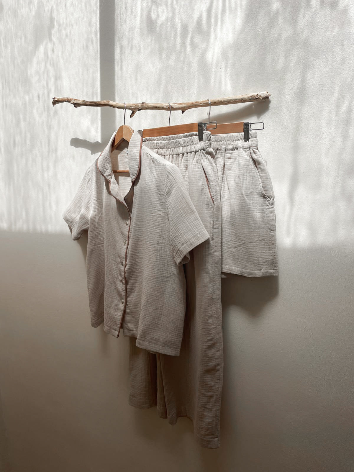 Women’s organic cotton loungewear set in Oatmeal
