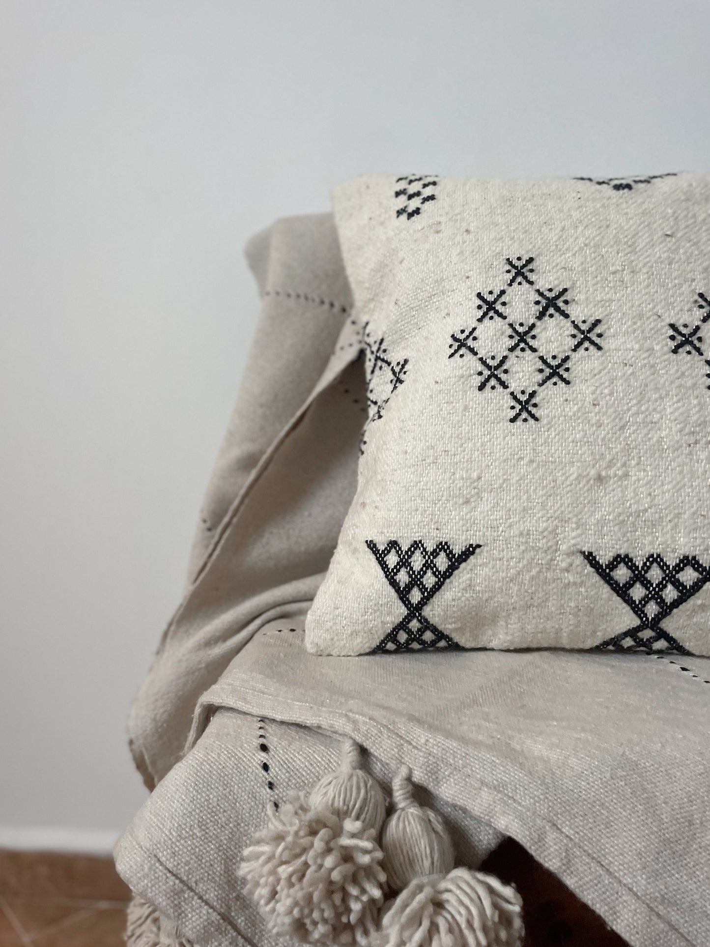 Nalu Wool Cushion Cover