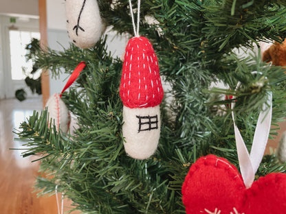 Felted Christmas Cottage